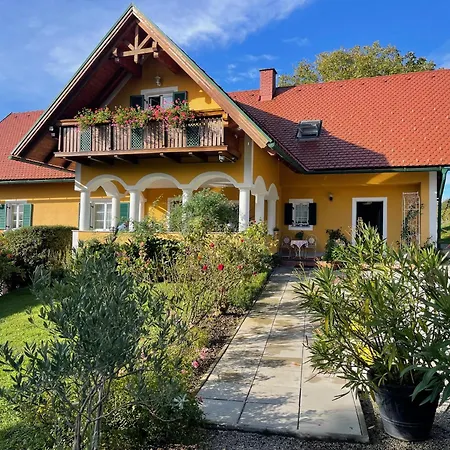 Weingut - Sonja Rohrbacher * Gamlitz